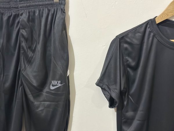 Nike-Style Gym Tracksuit - Image 3
